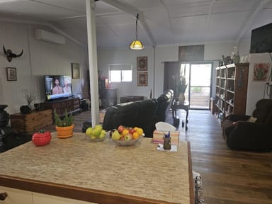 Property 11 Leddy Court, MOFFATDALE QLD 4605 IMAGE 0
