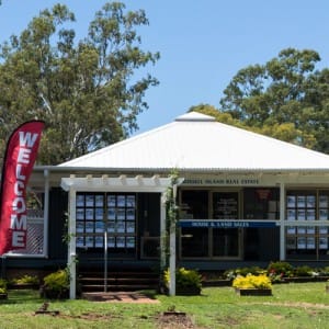 Property Agent Jane Dorrington