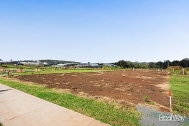 Property 7 Saddlers Street, Kearneys Spring QLD 4350 IMAGE 0