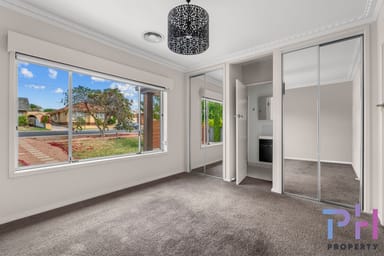 Property 4 Pilcher Street, STRATHDALE VIC 3550 IMAGE 0