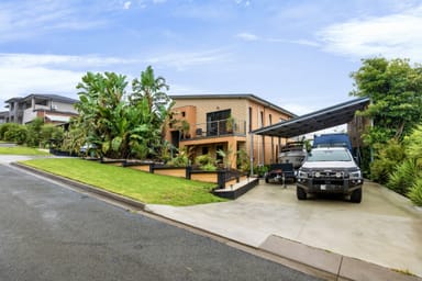 Property 4 Hillcrest Rise, LAKES ENTRANCE VIC 3909 IMAGE 0