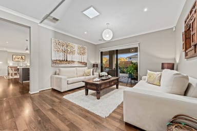 Property 2 Portland Place, Waterways VIC 3195 IMAGE 0