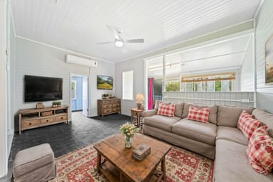 Property 2 Wattle Street, Kilkivan QLD 4600 IMAGE 0