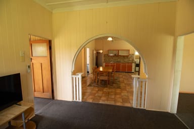Property 17 East Street, Esk QLD 4312 IMAGE 0