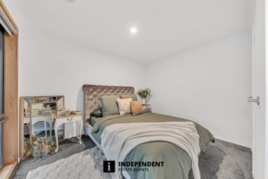 Property 2/3 Cranbourne Drive, CRANBOURNE VIC 3977 IMAGE 0