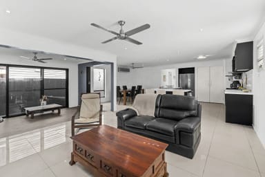 Property 11 Somers Street, NUDGEE QLD 4014 IMAGE 0