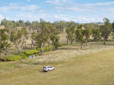 Property "White Gums" 7 Costello Road, Oakey QLD 4401 IMAGE 0
