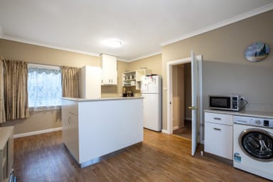 Property 218 Dowling Street, Wendouree VIC 3355 IMAGE 0