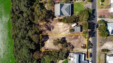 Property 20 Woolundry Road, Robe SA 5276 IMAGE 0