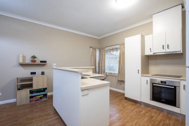 Property 218 Dowling Street, Wendouree VIC 3355 IMAGE 0