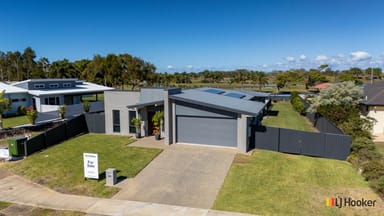 Property 190 Barolin Esplanade, Coral Cove QLD 4670 IMAGE 0