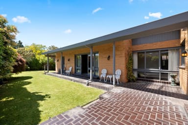 Property 8 Selwyn Street, Brighton VIC 3186 IMAGE 0