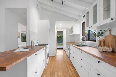 Property 10 Lucy Street, Thorneside QLD 4158 IMAGE 0