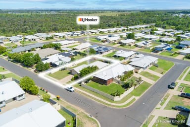 Property 7 Hillcrest Street, Emerald QLD 4720 IMAGE 0