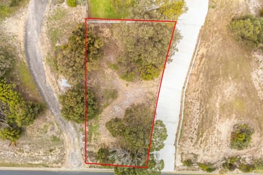 Property 100, 9-11 Robe Street, Robe SA 5276 IMAGE 0