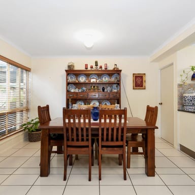 Property 1, 9 Robin Street, SLADE POINT QLD 4740 IMAGE 0