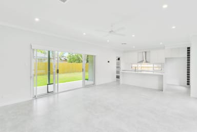 Property BELLBOWRIE QLD 4070 IMAGE 0