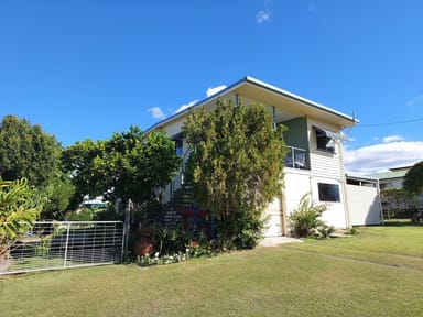 Property 4 Seaview Avenue, Maaroom QLD 4650 IMAGE 0