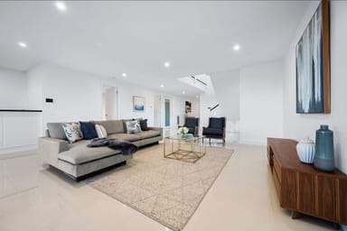 Property 28 Catamaran Drive, Werribee South VIC 3030 IMAGE 0