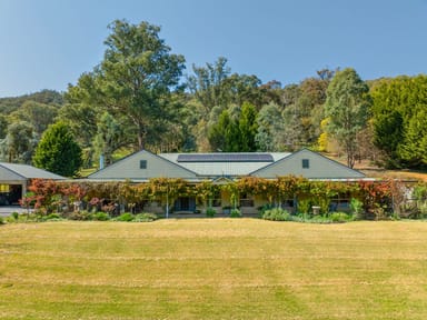 Property 15 Eumerella Drive,  Buffalo River Via, MYRTLEFORD VIC 3737 IMAGE 0