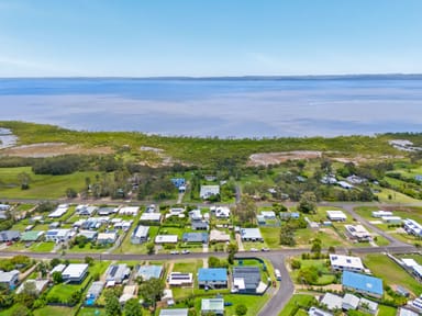 Property 27 Petrel Ave, River Heads QLD 4655 IMAGE 0