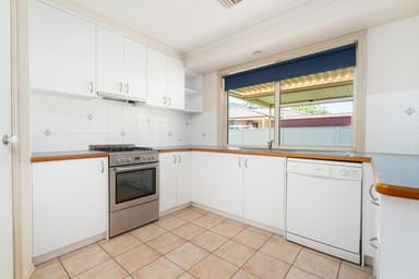 Property 5 Oakmont Circuit, Wodonga VIC 3690 IMAGE 0