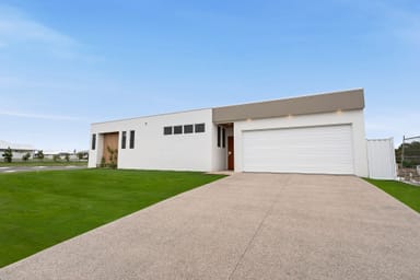 Property 2 Olaf Road, Pialba QLD 4655 IMAGE 0