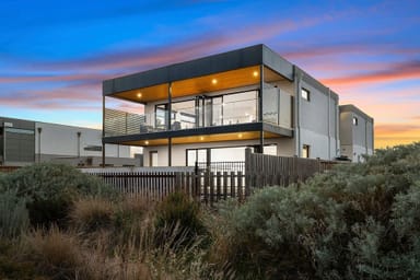 Property 28 Catamaran Drive, Werribee South VIC 3030 IMAGE 0