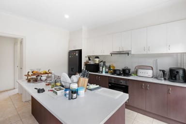 Property 2/27 Birch Avenue, TULLAMARINE VIC 3043 IMAGE 0