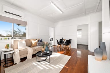 Property 107 Dahlia Street, CANNON HILL QLD 4170 IMAGE 0