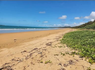Property 13 Peninsula Drive, Hay Point QLD 4740 IMAGE 0