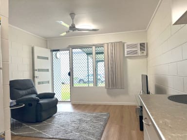 Property 15 Bent Street, Mundingburra QLD 4812 IMAGE 0