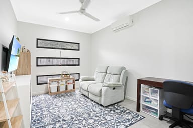 Property 2 Flow Close, Trinity Beach QLD 4879 IMAGE 0