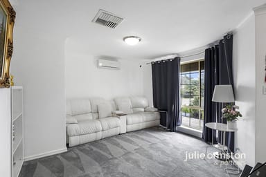 Property 11 Greenfields Circle, Hocking WA 6065 IMAGE 0
