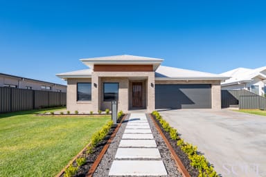 Property 10 Merritt Circuit, Griffith NSW 2680 IMAGE 0