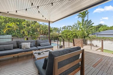 Property 35 Coogeen Street, Sorrento QLD 4217 IMAGE 0