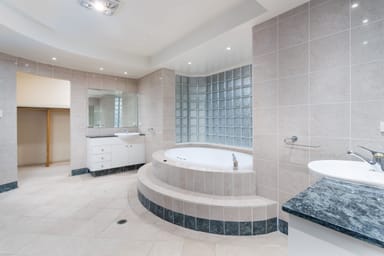 Property 38 Nutwood Lane, WINDSOR DOWNS NSW 2756 IMAGE 0