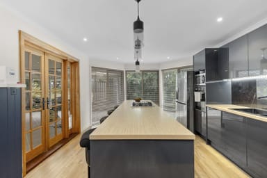 Property 5 Malekula Rise, Pacific Pines QLD 4211 IMAGE 0