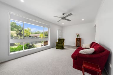 Property 24 Frances Court, SALE VIC 3850 IMAGE 0