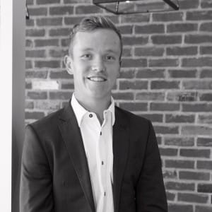 Property Agent Drew Olsen