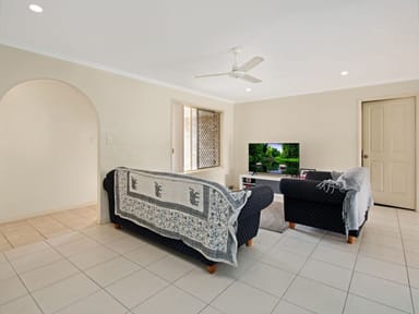 Property 12 Glengarry Court, KAWUNGAN QLD 4655 IMAGE 0