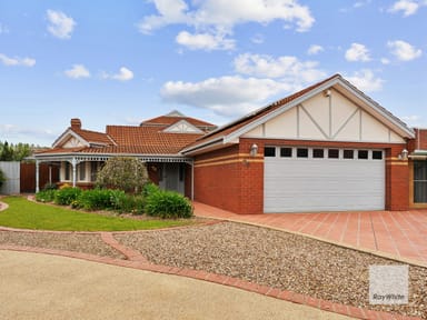 Property 20 Leichardt Close, TAYLORS LAKES VIC 3038 IMAGE 0