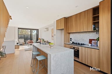 Property 8A Duncan Street, Fairfield VIC 3078 IMAGE 0
