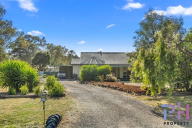 Property 52 Rohs Road, EAST BENDIGO VIC 3550 IMAGE 0