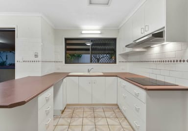Property 10 Genoa Street, Macgregor QLD 4109 IMAGE 0