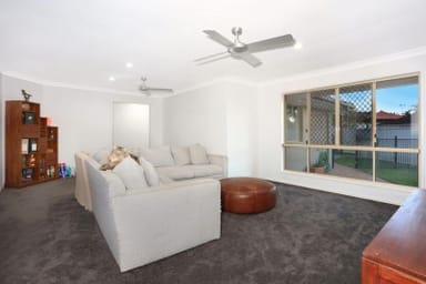 Property 7 Zeller Crescent, Arundel QLD 4214 IMAGE 0