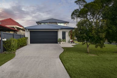 Property 11 Warde Street, Scarborough QLD 4020 IMAGE 0