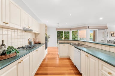 Property 31 Woodhall Wynd, Donvale VIC 3111 IMAGE 0