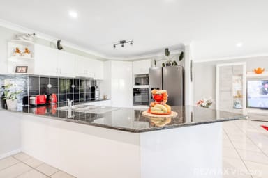 Property 276 Bestmann Road, SANDSTONE POINT QLD 4511 IMAGE 0