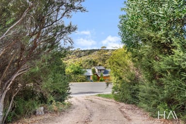 Property 27 Treloggen Drive, Binalong Bay TAS 7216 IMAGE 0